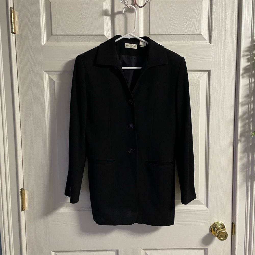 Ann Taylor 100% Wool Women's Classic Black Suit Jacket